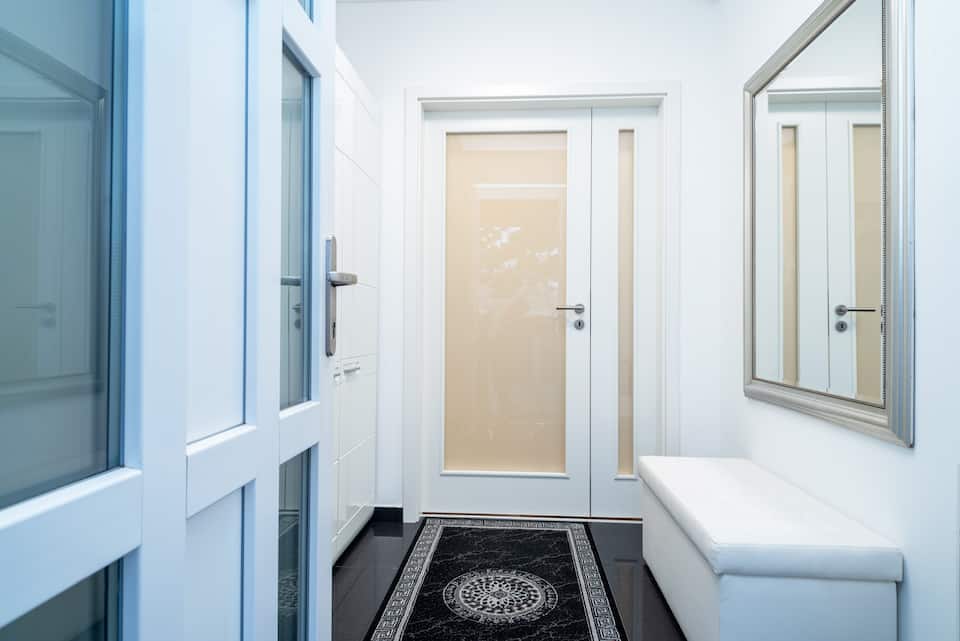 Villa Budapest Silver